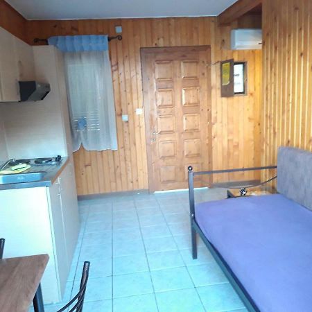 Apartament Wooden Nest Akhladherí Zewnętrze zdjęcie